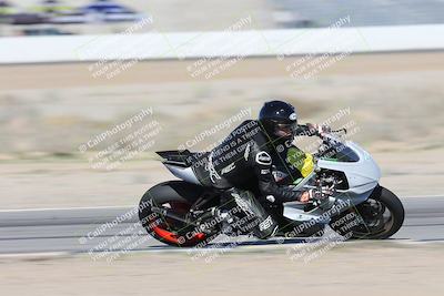 media/Jan-15-2026-Racers Edge (Thu) [[dfebeb70ab]]/2-A Group/Session 3 (Turn 15 Inside Pans)/